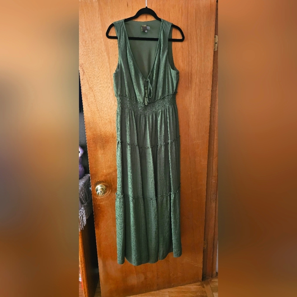 Taylor Olive Green Maxi Dress – Women's XL
